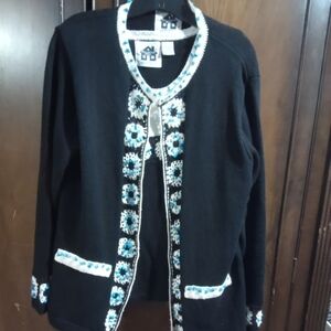 Elegant Black Sweater And Tank